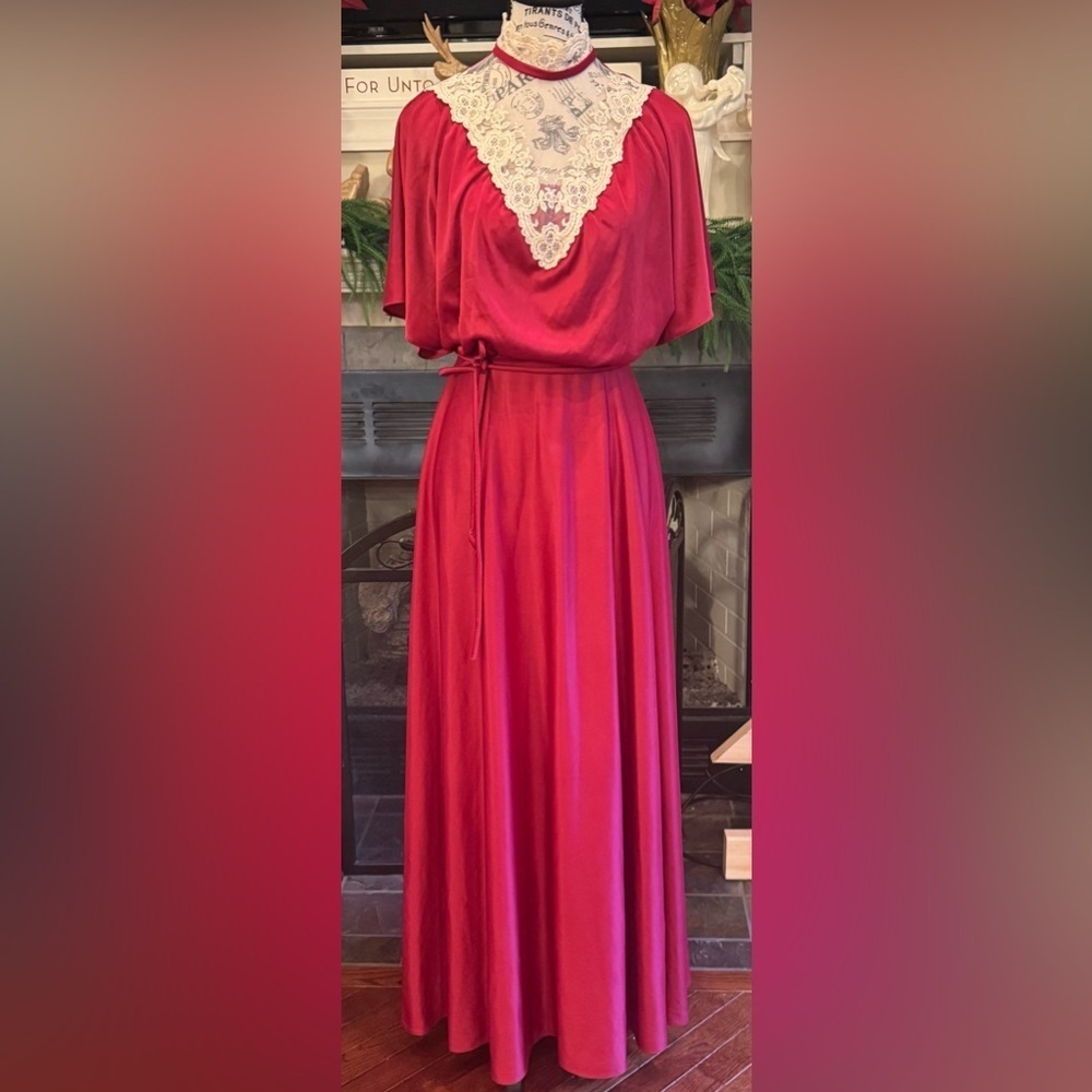 Vintage 70s Maxi Gown Dress Satin Dark Red High Waisted Lace Choker Collar Small